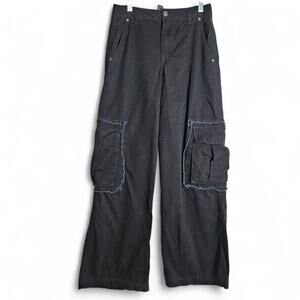 Forever 21 Womens Black Wide-Leg Y2K Grunge Cargo Pants Size S with flaws